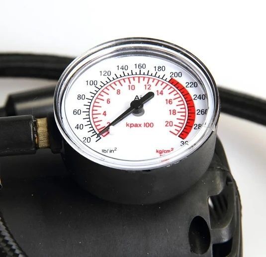 Автомобильный компрессор с питанием от прикуривателя Air Compressor BR000128 Компрессор 300PSI DC-12V VE128/VEN фото
